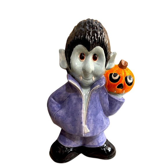Rockabilly Punk Rock Dracula: Vintage Halloween Decor: Ceramic Vampire - Picture 1 of 6
